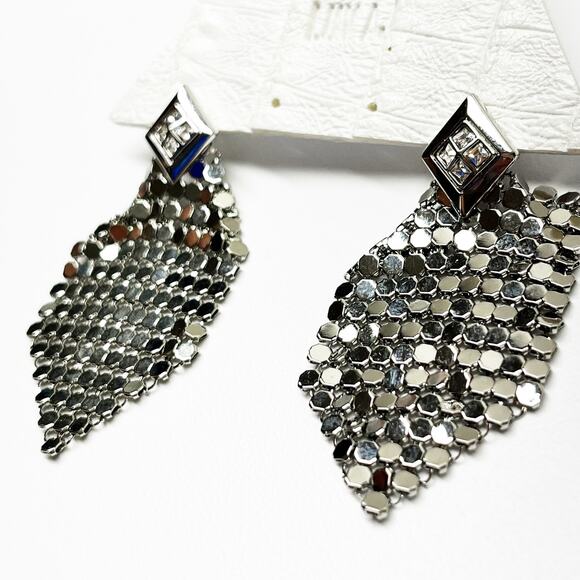 LUV AJ x Express Chainmaille Silver Crystal Earrings NEW - Picture 5 of 7